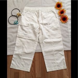 Erin London White Semi Cargo Capri Crop Pants